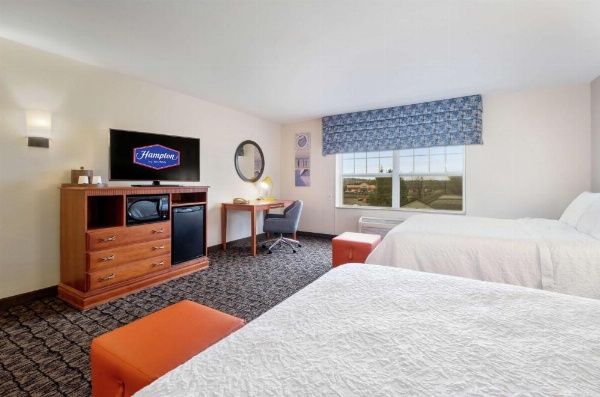 Hampton Inn By Hilton & Suites Rockland image 21