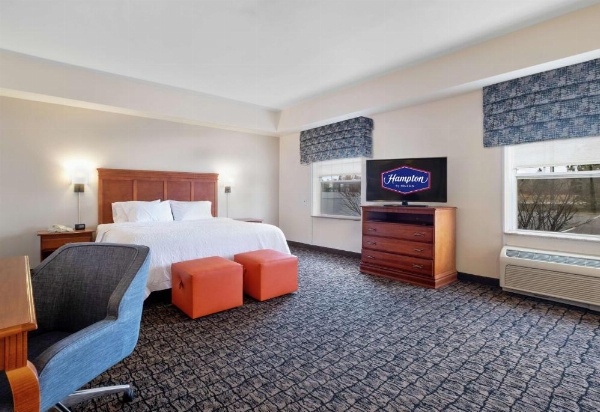 Hampton Inn By Hilton & Suites Rockland image 30